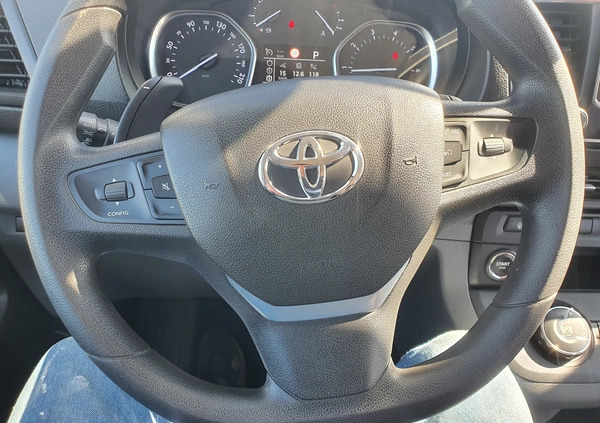 Toyota ProAce cena 89900 przebieg: 168000, rok produkcji 2017 z Wadowice małe 631